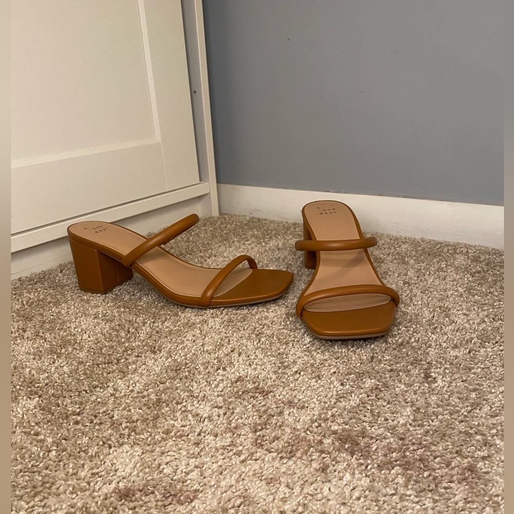 Mule Heels - A New Day tan